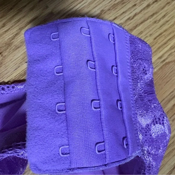 Torrid size 48D Purple Lace Bra with Satin Finish - Picture 4 of 5